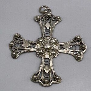 Maltese Cross Pendant Filigree Sterling Silver Openwork Rosette